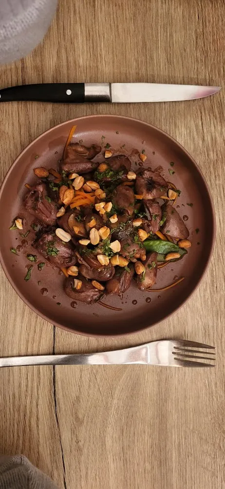 Ris de Veau Crème de Morilles Pommes Grenailles